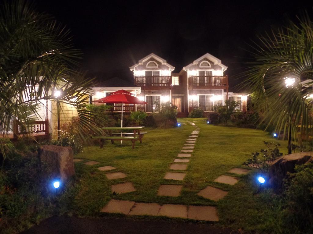 Jubilee Chalet Seogwipo Zewnętrze zdjęcie