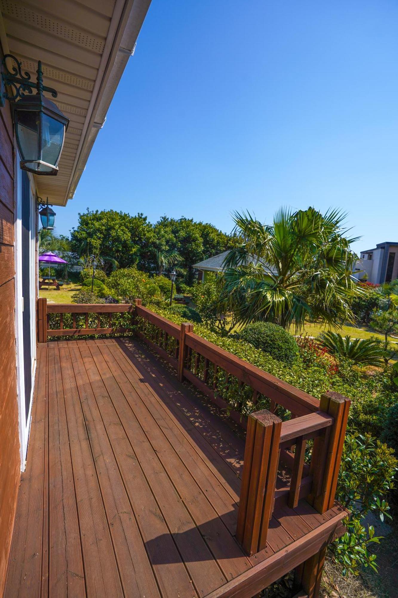 Jubilee Chalet Seogwipo Zewnętrze zdjęcie