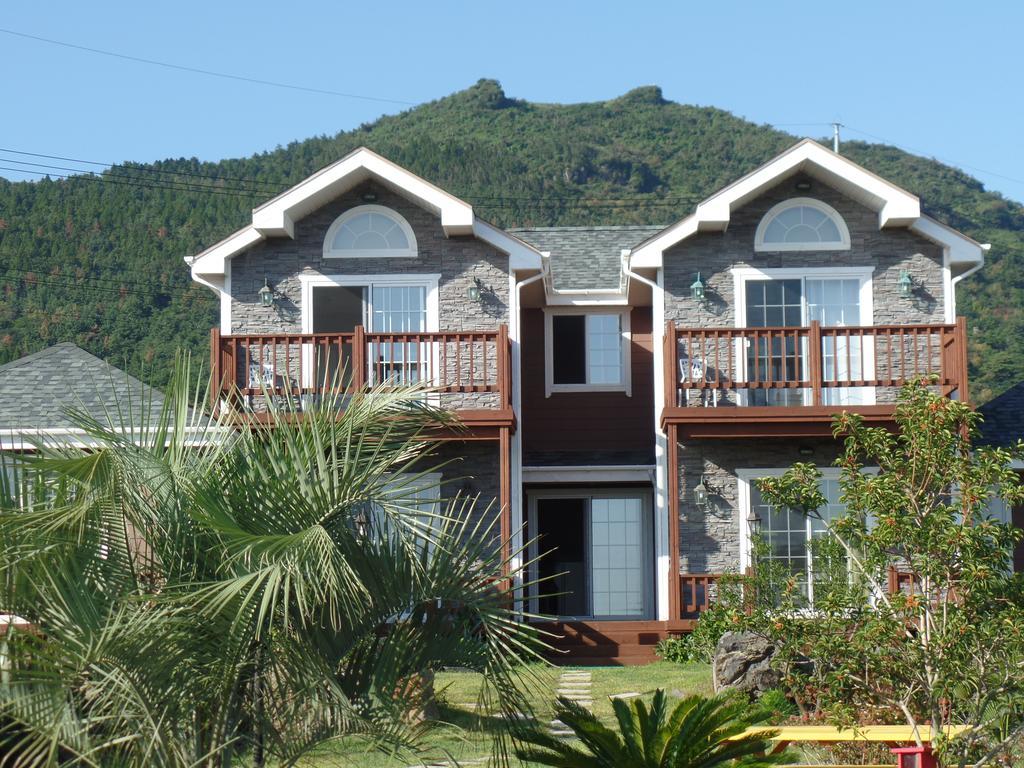 Jubilee Chalet Seogwipo Zewnętrze zdjęcie