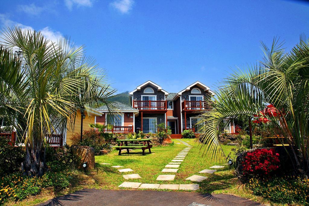 Jubilee Chalet Seogwipo Zewnętrze zdjęcie